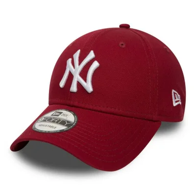 New Era New York Yankees 9Forty Adjustable Cap, Red