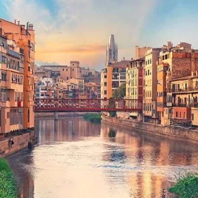 Ryanair Return Flights to Girona, Spain from Bournemouth (8-15 August) Hand Luggage 40x20x30cm Only