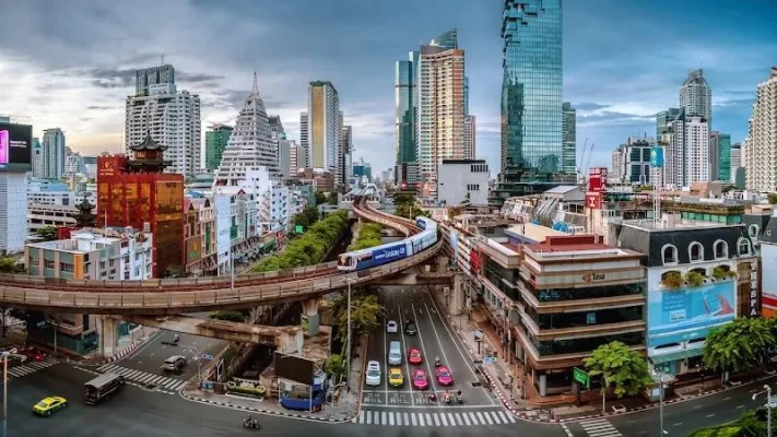 Return Flights Gatwick to Bangkok (21-29 September) Air China, 23kg Luggage, 8hr Stop Beijing