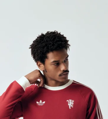 adidas Manchester United Football Long Sleeve Top Dark Red, Size M-L (150040396)