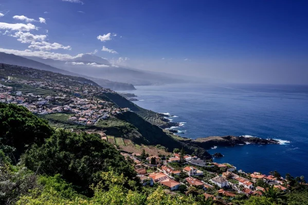 Spain & Canary Islands Adventure: 4 Flights (London-Madrid-Seville-Tenerife-London) Return (Nov-Dec) One Under Seat Bag Incl.