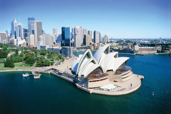 Air China Return Flights London, UK to Sydney, Australia (November)
