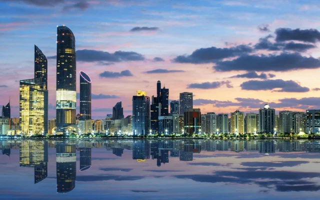 Wizz Air Return Flights London (UK) to Abu Dhabi (UAE) November/December via Larnaca/Katowice